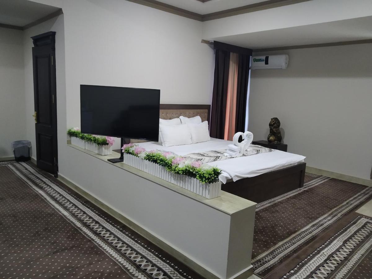 Grand Sherdor Hotel Namangan Zewnętrze zdjęcie
